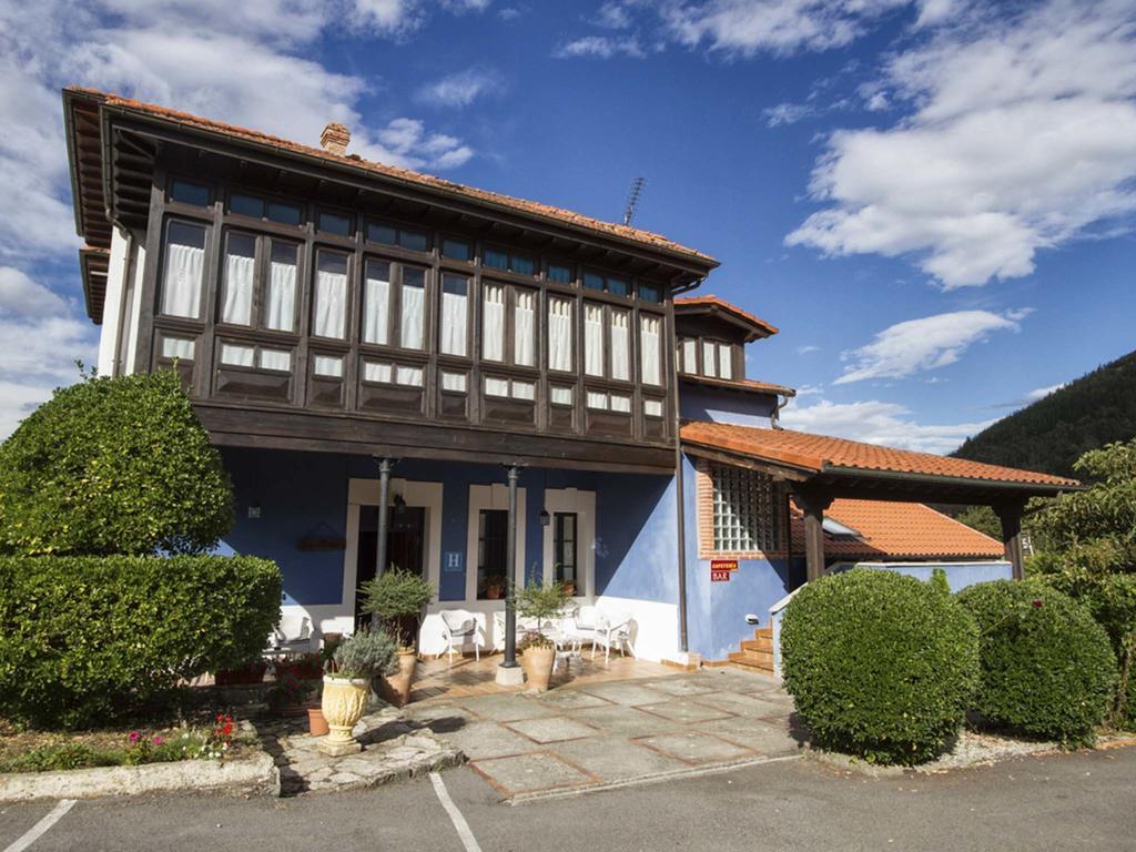 La Casona De Sobrepiedra Guest House Exterior photo